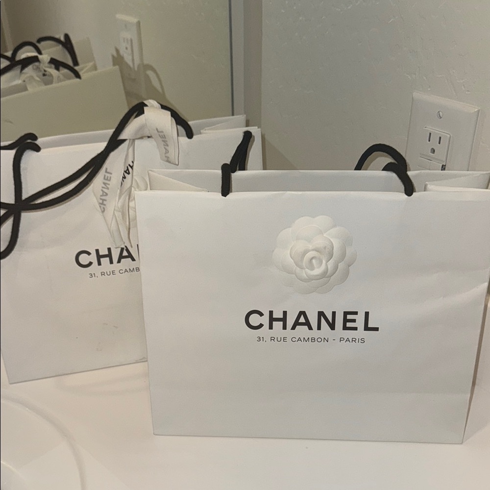 Chanel White Camellia Shopping Bags set